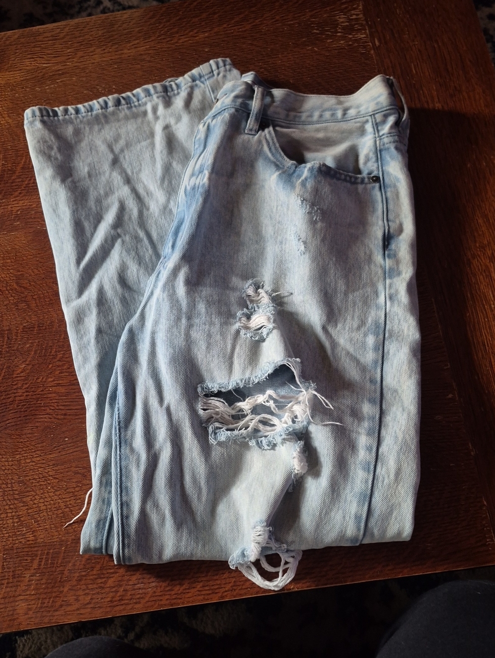 Kancan Distressed Light Wash Jeans